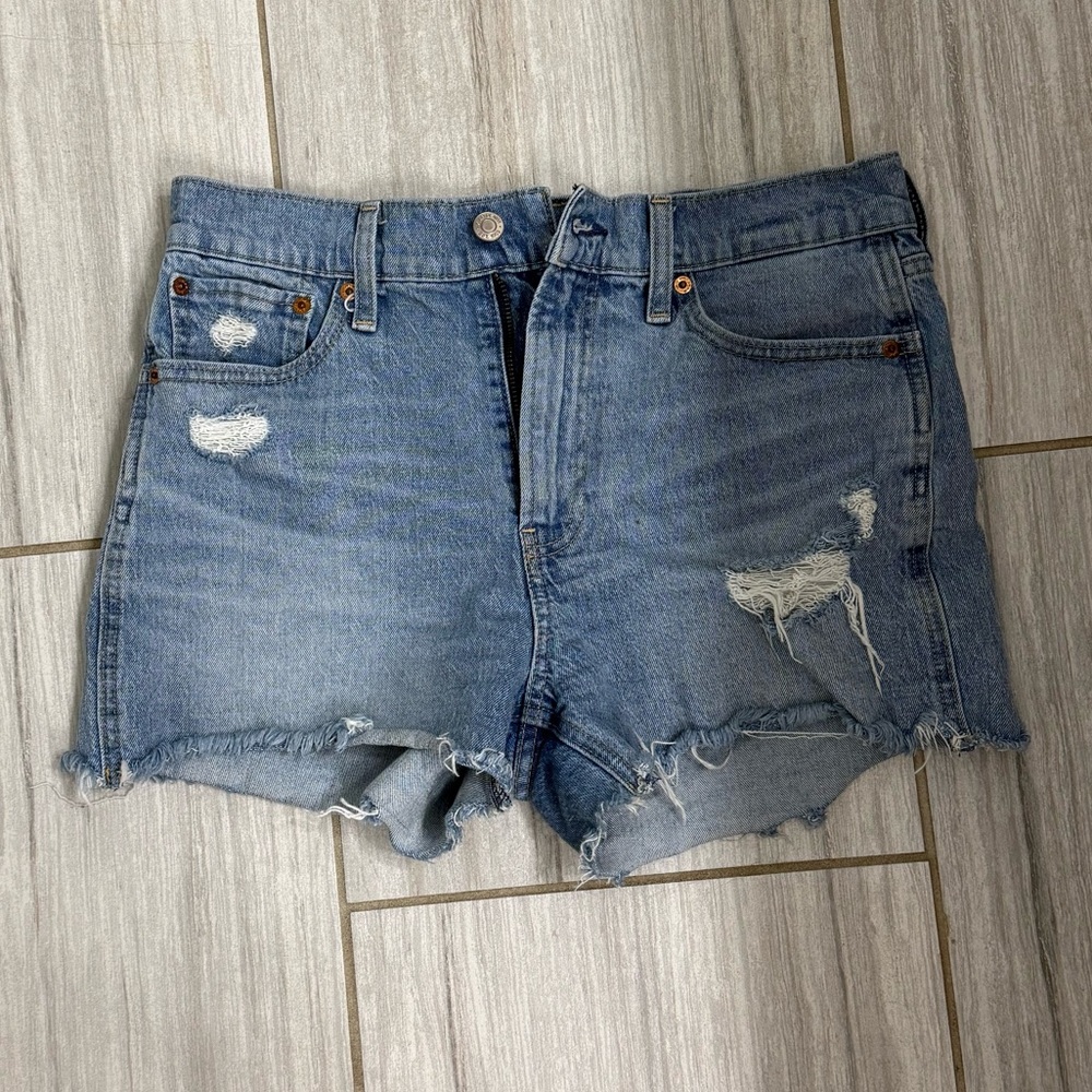 Gap 3” Cheeky High Rise Shorts